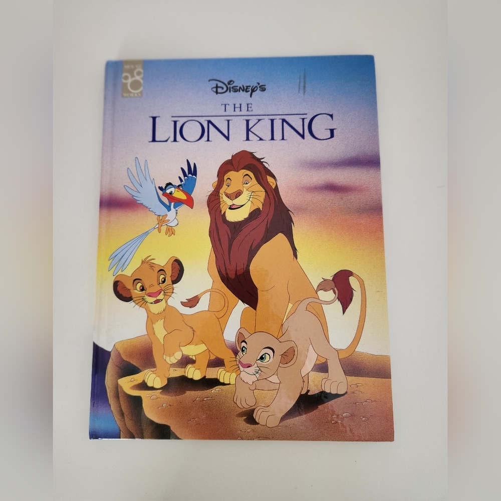 DISNEY THE LION KING HARDCOVER CLASSIC SERIES STORYBOOK 1994‎